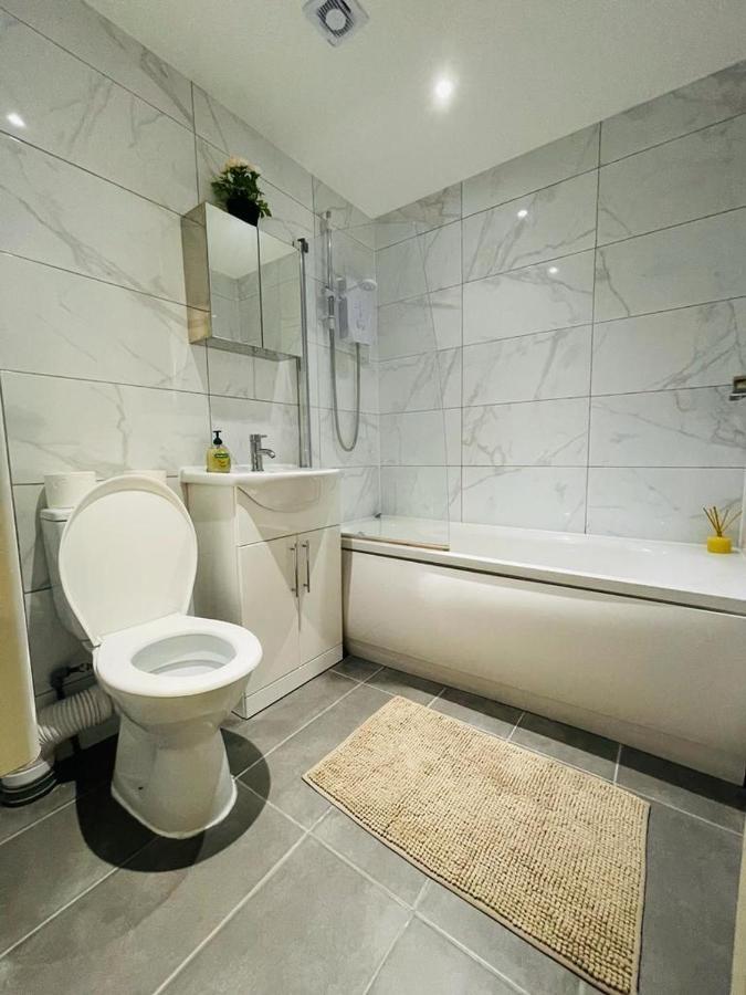 Lovely 2 Bedroom Serviced Apartment In London Kültér fotó