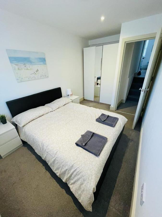 Lovely 2 Bedroom Serviced Apartment In London Kültér fotó