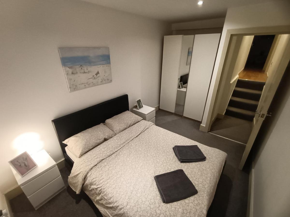 Lovely 2 Bedroom Serviced Apartment In London Kültér fotó