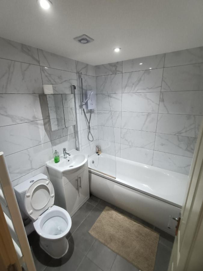 Lovely 2 Bedroom Serviced Apartment In London Kültér fotó